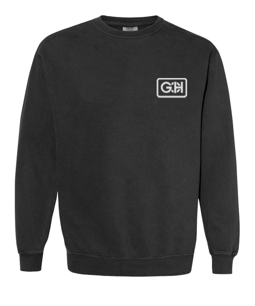 Black comfort colors online sweatshirt